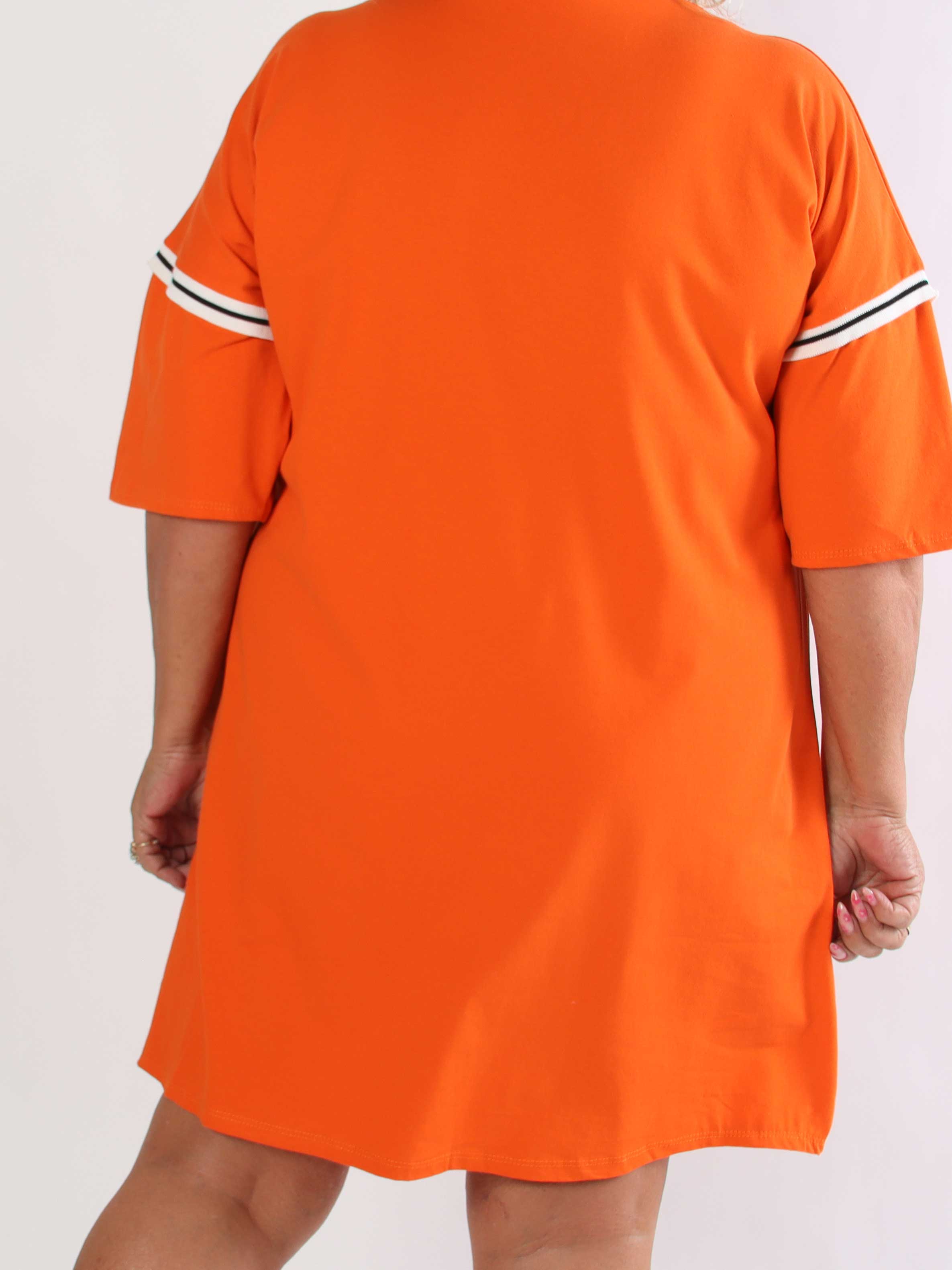 Lana - Plus size t-shirtkjole i blød bomuld med stilfuldt